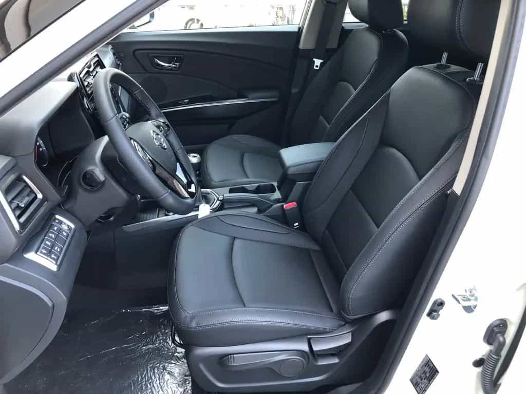 Ssangyong Tivoli 1.5 Benzin 120KW/163 PS I BLACKLINE "Neu" null-photo-15