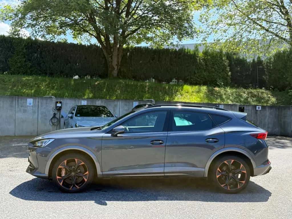Cupra Formentor VZ 4D *Pano*Leder*Beats*Brembo*DCC*AHK 07/2022-photo-2