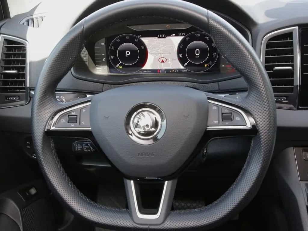 Skoda Karoq 1.5 TSI  DSG Style 4x4 18" LM Navi Smart L 08/2019-photo-12