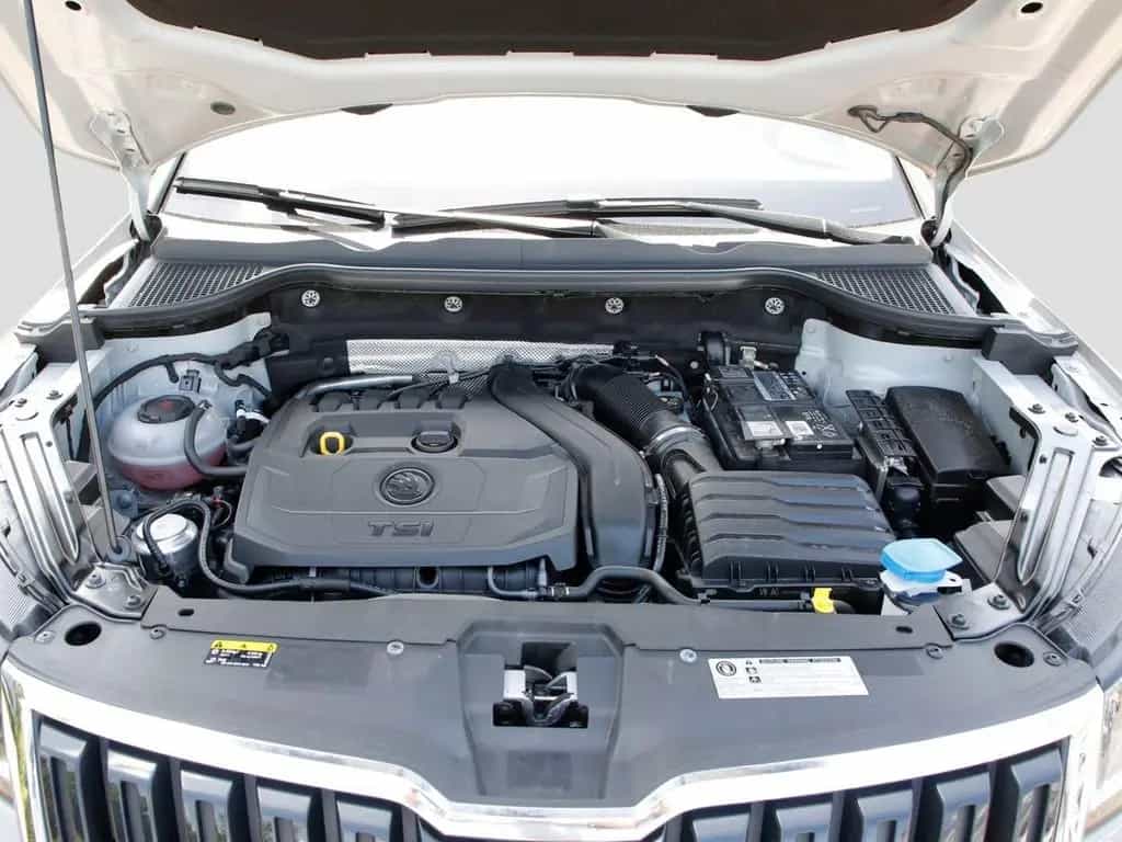 Skoda Karoq 1.5 TSI  DSG Style 4x4 18" LM Navi Smart L 08/2019-photo-7
