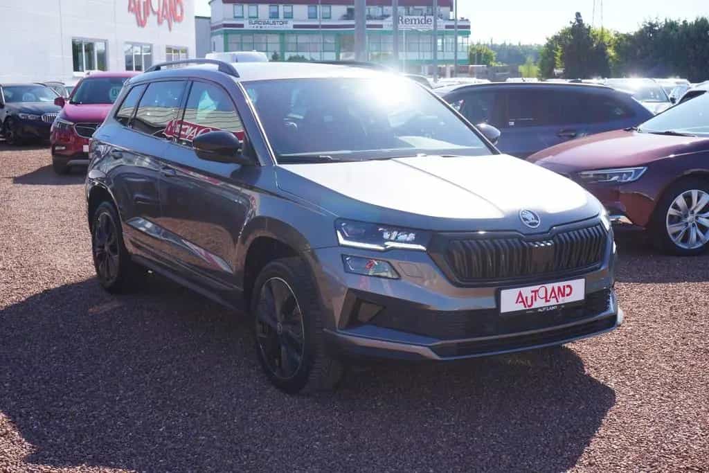 Skoda Karoq Sportline 1.5 TSI DSG LED ACC Navi Kamera 06/2025-photo-6