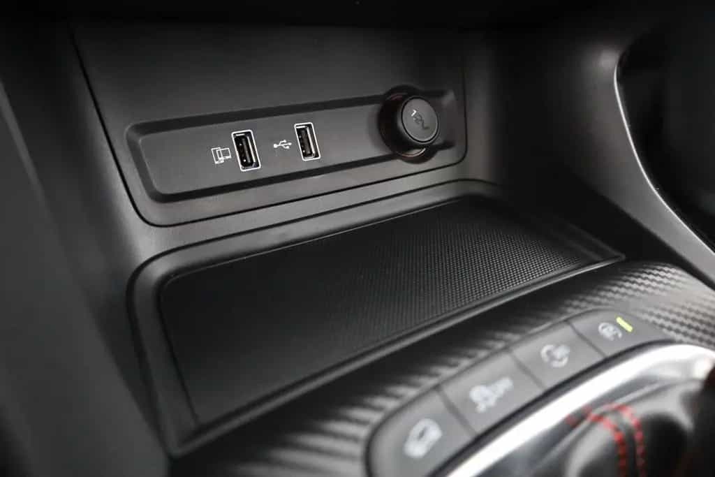 MG ZS 1.0 T-GDI Luxury Aut. LED Navi Sitzheizung 36 08/2024-photo-13