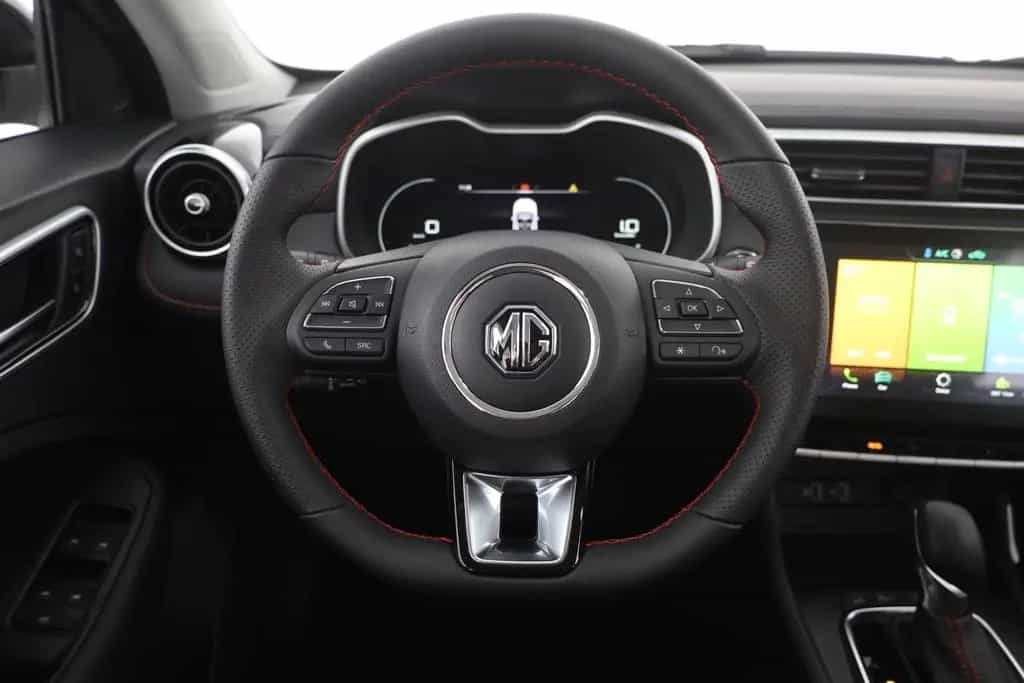 MG ZS 1.0 T-GDI Luxury Aut. LED Navi Sitzheizung 36 08/2024-photo-15