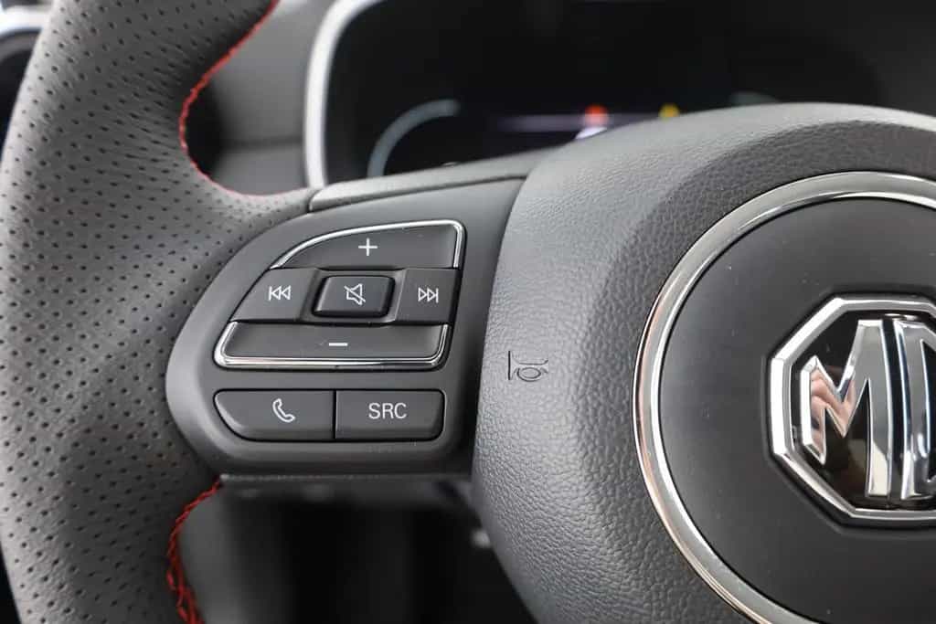 MG ZS 1.0 T-GDI Luxury Aut. LED Navi Sitzheizung 36 08/2024-photo-16