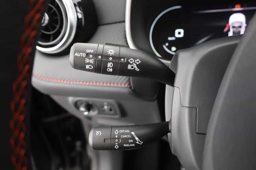 MG ZS 1.0 T-GDI Luxury Aut. LED Navi Sitzheizung 36 08/2024-photo-19