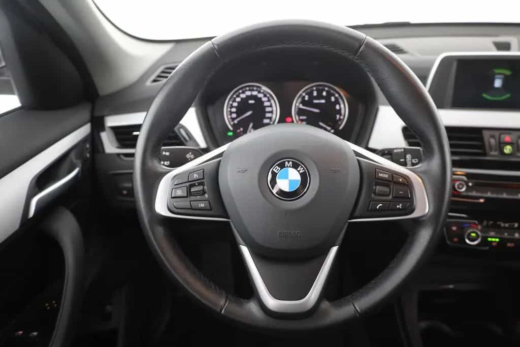 BMW X1 sDrive 18i Advantage LED Sitzheizung Leder 01/2021-photo-15