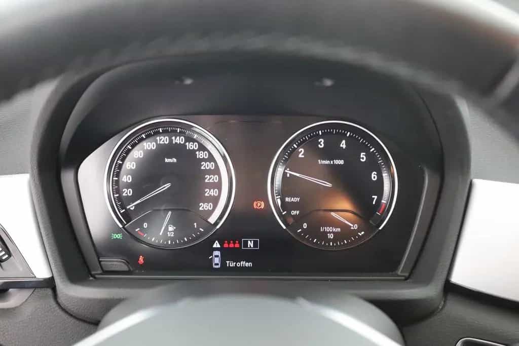 BMW X1 sDrive 18i Advantage LED Sitzheizung Leder 01/2021-photo-18