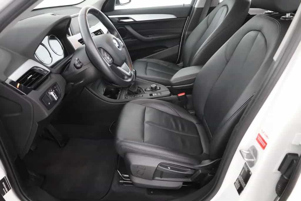 BMW X1 sDrive 18i Advantage LED Sitzheizung Leder 01/2021-photo-23