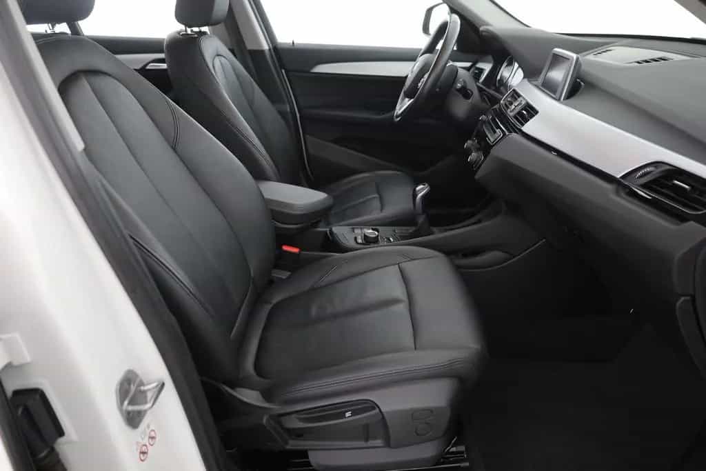 BMW X1 sDrive 18i Advantage LED Sitzheizung Leder 01/2021-photo-24
