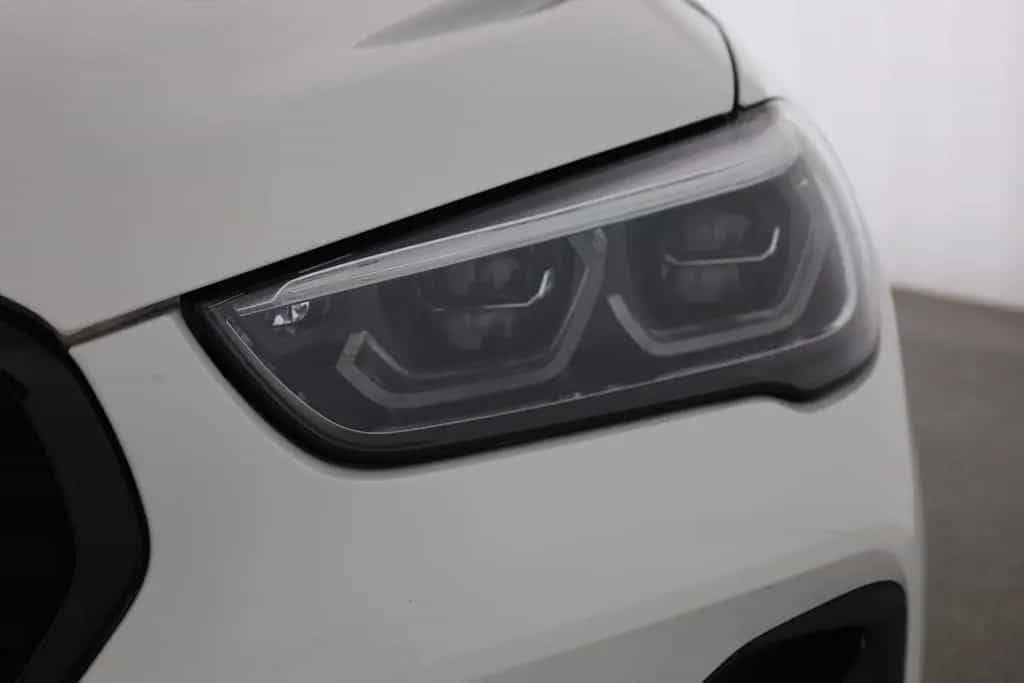 BMW X1 sDrive 18i Advantage LED Sitzheizung Leder 01/2021-photo-29