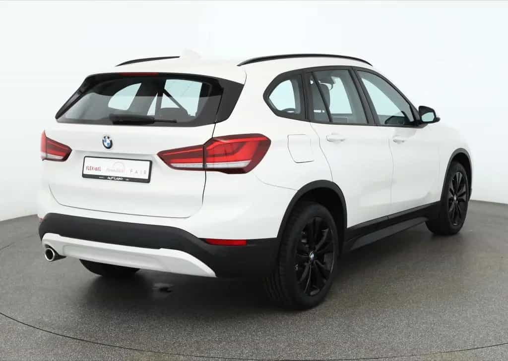 BMW X1 sDrive 18i Advantage LED Sitzheizung Leder 01/2021-photo-4