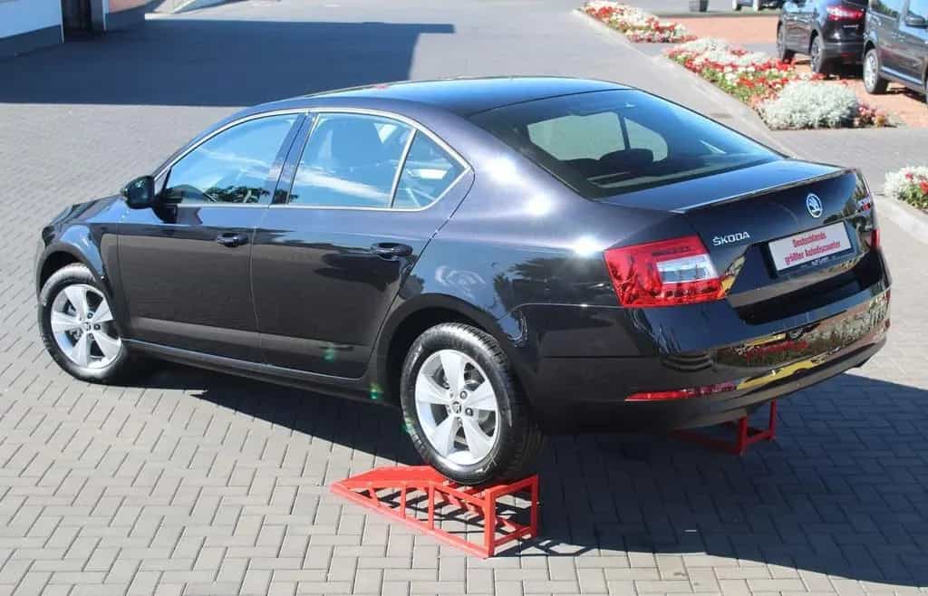 Skoda Octavia 1.5 TSI AAC PDC Smartlink Alu Temp 02/2020-photo-7