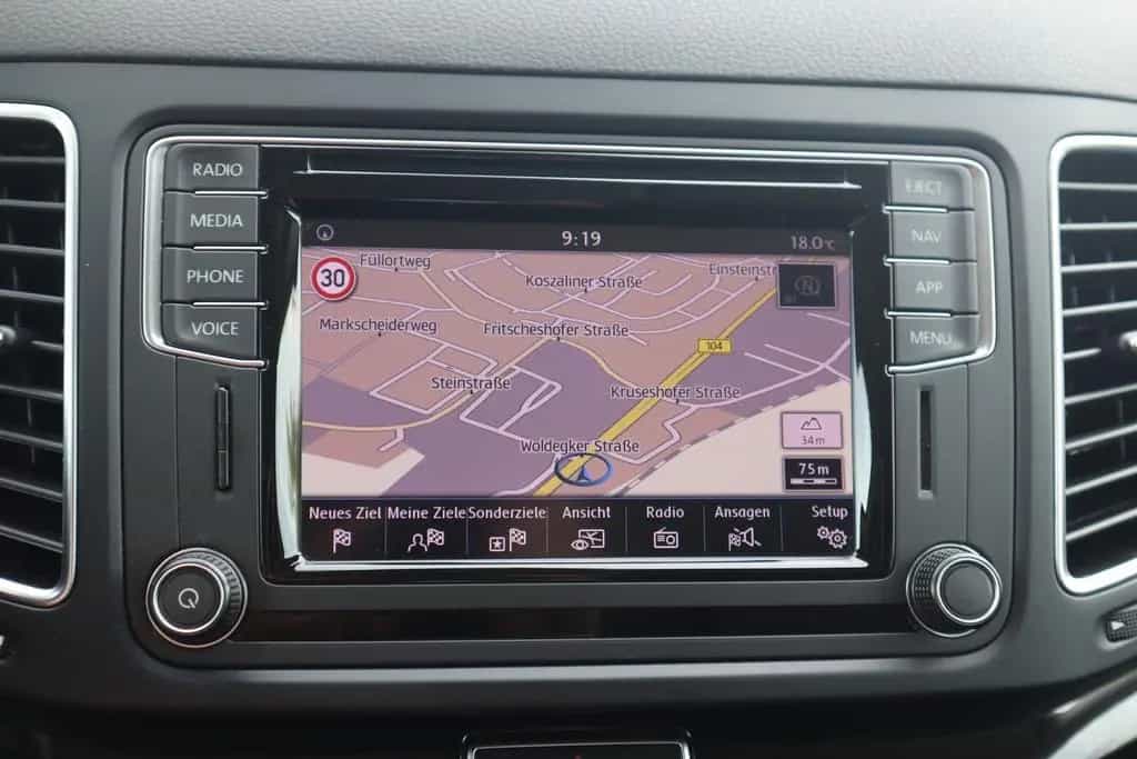 Seat Alhambra 1.4 FR-Line Navi Kamera Sitzheizung ACC 09/2022-photo-24