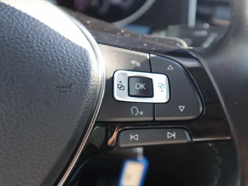 Volkswagen Golf Sportsvan 1.4 TSI DSG Sound BI-XENON NAVI 03/2017-photo-23