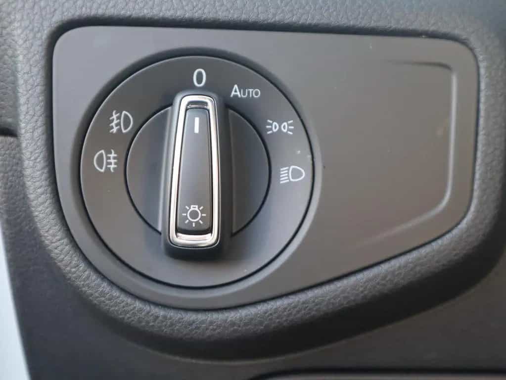 Volkswagen Golf Sportsvan 1.4 TSI DSG Sound BI-XENON NAVI 03/2017-photo-26
