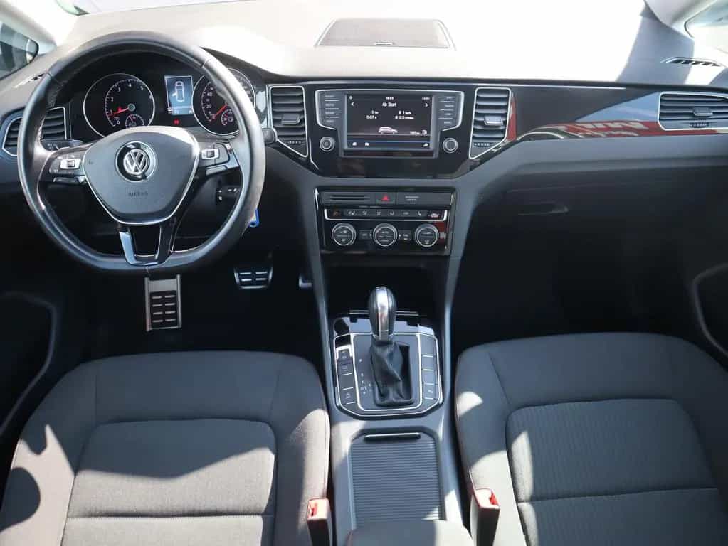 Volkswagen Golf Sportsvan 1.4 TSI DSG Sound BI-XENON NAVI 03/2017-photo-9