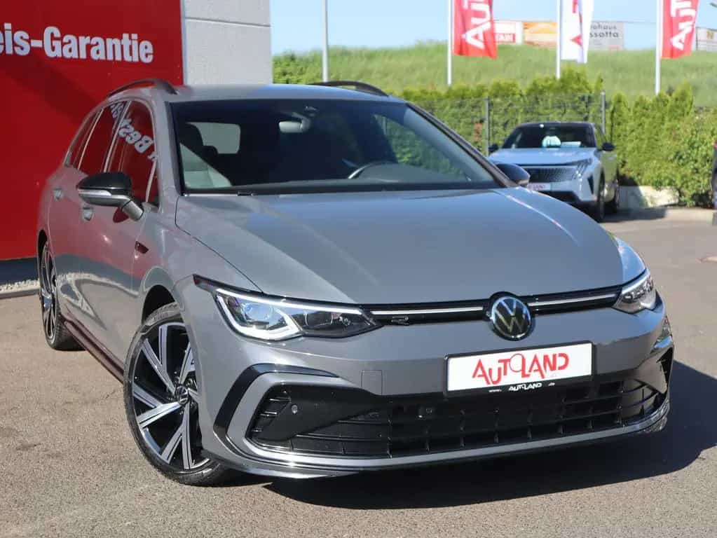 Volkswagen Golf VIII Variant 2.0 TSI DSG R-Line ACC LED PDC 11/2022-photo-6