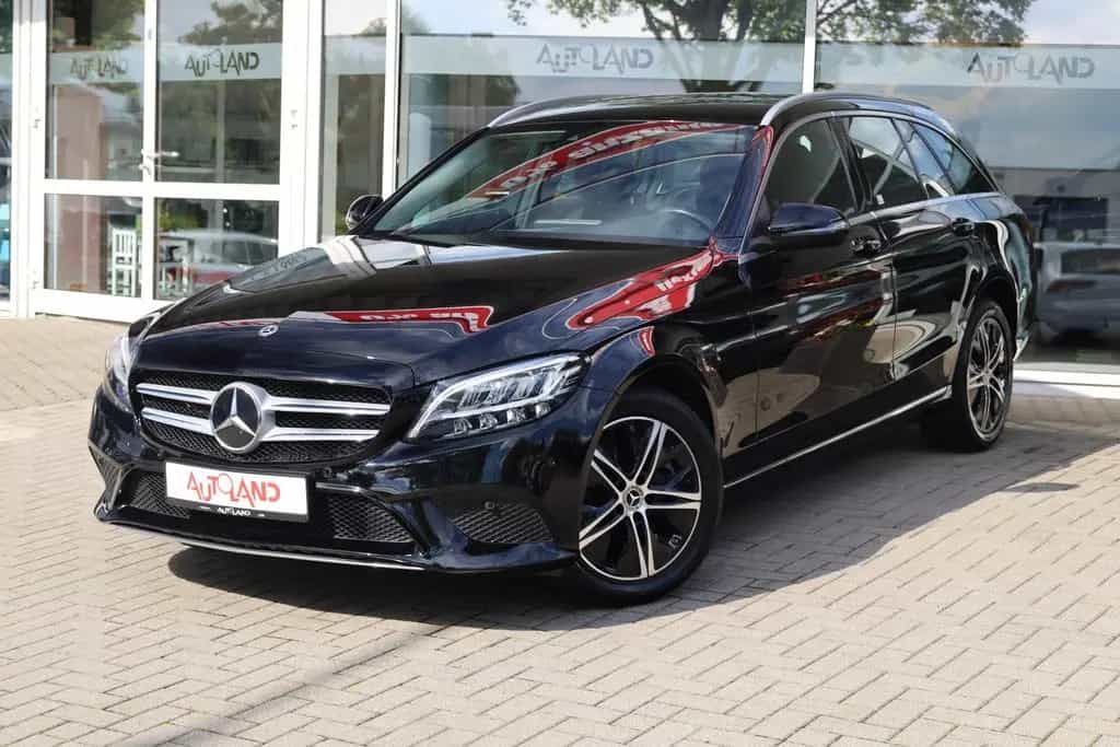Mercedes-Benz C 300 C300d T-Modell 4Matic LED Navi Kamera Keyless-Go 02/2021-photo-1