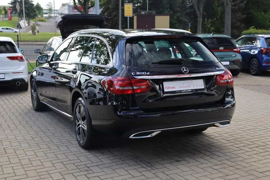 Mercedes-Benz C 300 C300d T-Modell 4Matic LED Navi Kamera Keyless-Go 02/2021-photo-2