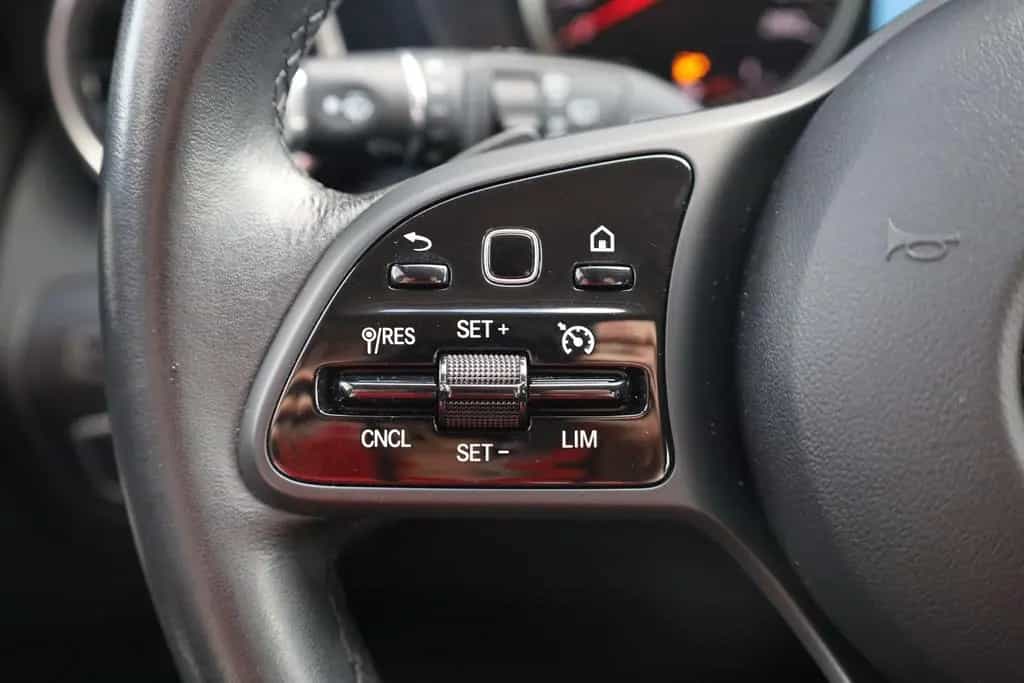 Mercedes-Benz C 300 C300d T-Modell 4Matic LED Navi Kamera Keyless-Go 02/2021-photo-22