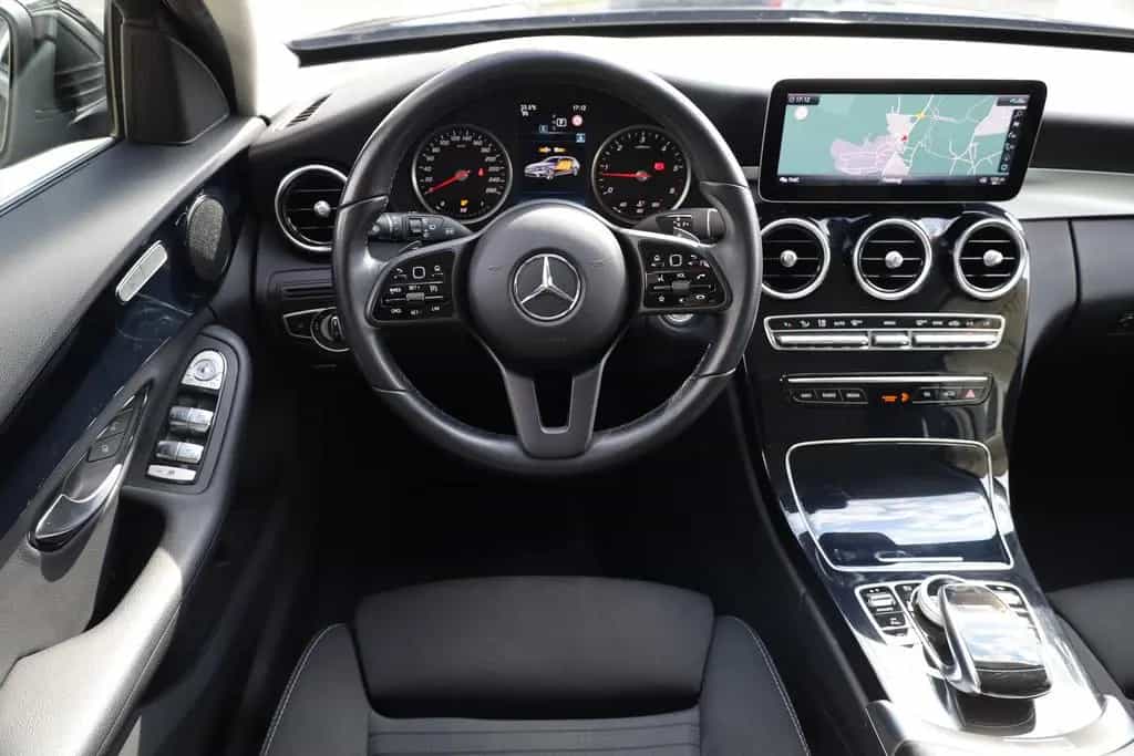 Mercedes-Benz C 300 C300d T-Modell 4Matic LED Navi Kamera Keyless-Go 02/2021-photo-9