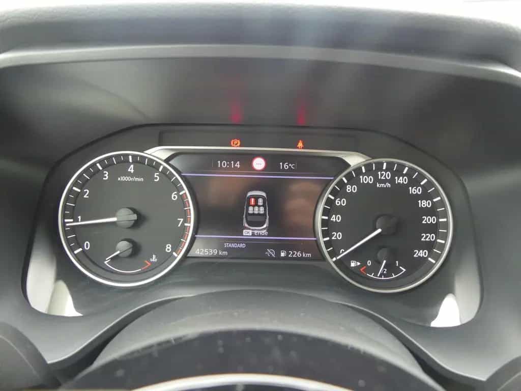 Nissan Qashqai 1.3 DIG-T mHev LED AAC SHZ Kam ACC 03/2022-photo-17