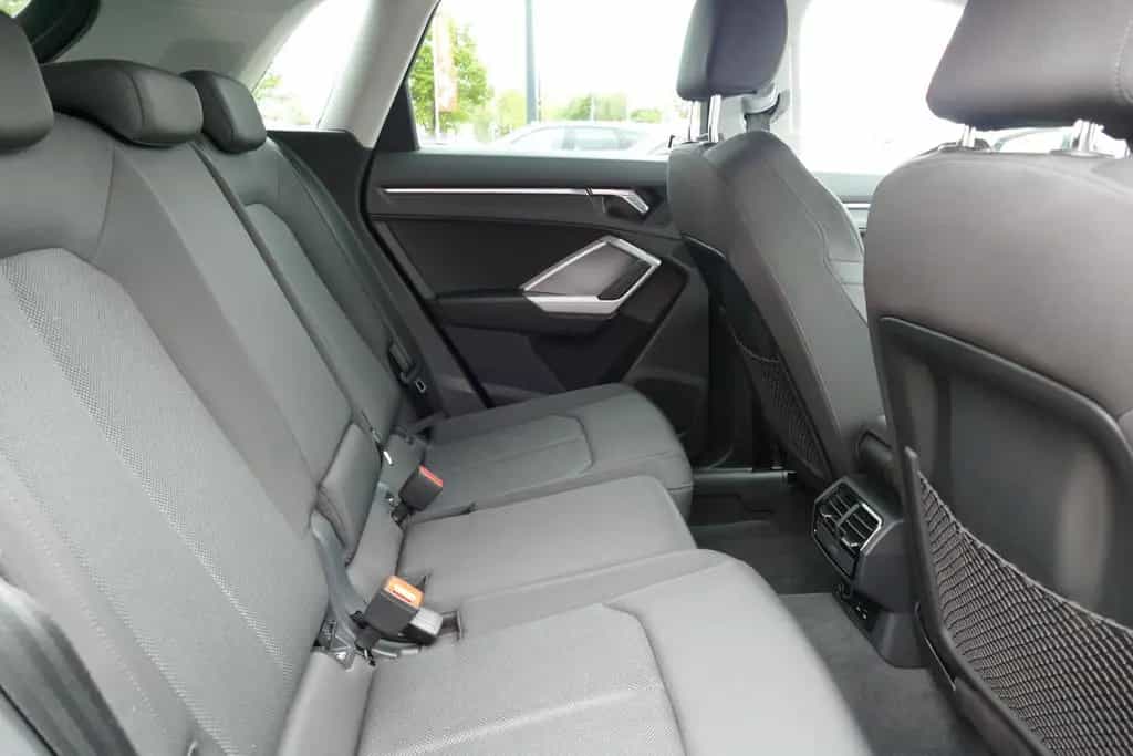 Audi Q3 35 1.5 TFSI advanced LED Navi Sitzheizung PDC 07/2020-photo-24