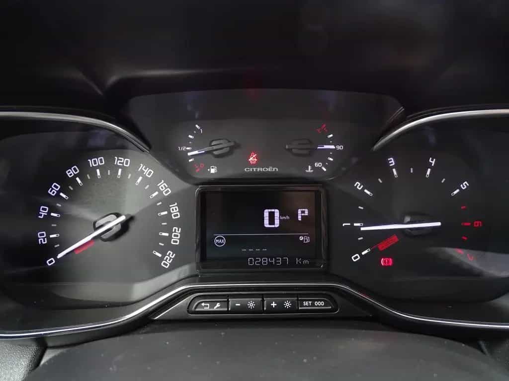 Citroën C3 Aircross 1.2 PureTech 110 Klima PDC Spurhalte 05/2019-photo-21
