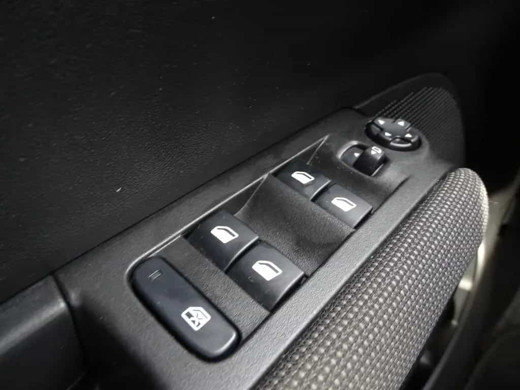 Citroën C3 Aircross 1.2 PureTech 110 Klima PDC Spurhalte 05/2019-photo-23