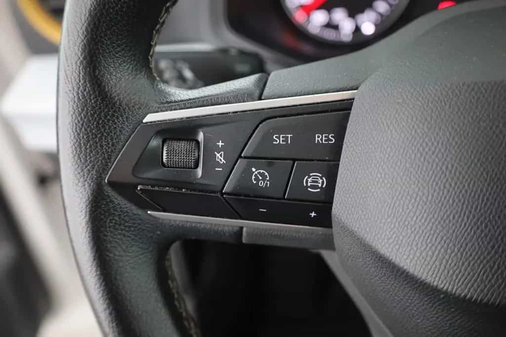 Seat Ibiza 1.0 TSI DSG Style VC LED Sitzheizung DAB 09/2021-photo-14