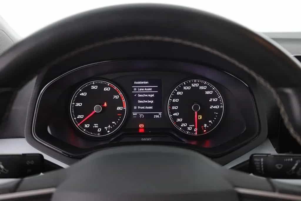 Seat Ibiza 1.0 TSI DSG Style VC LED Sitzheizung DAB 09/2021-photo-16