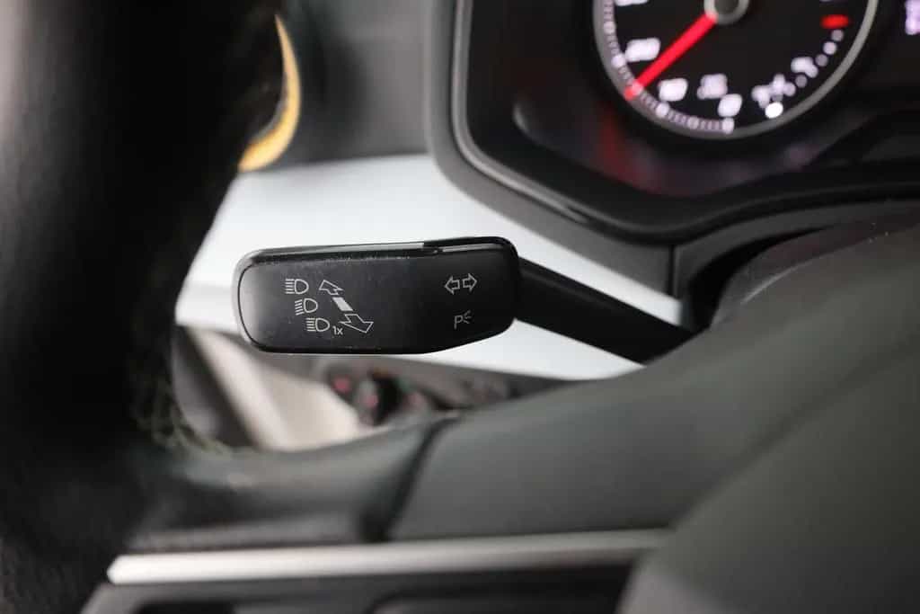 Seat Ibiza 1.0 TSI DSG Style VC LED Sitzheizung DAB 09/2021-photo-17