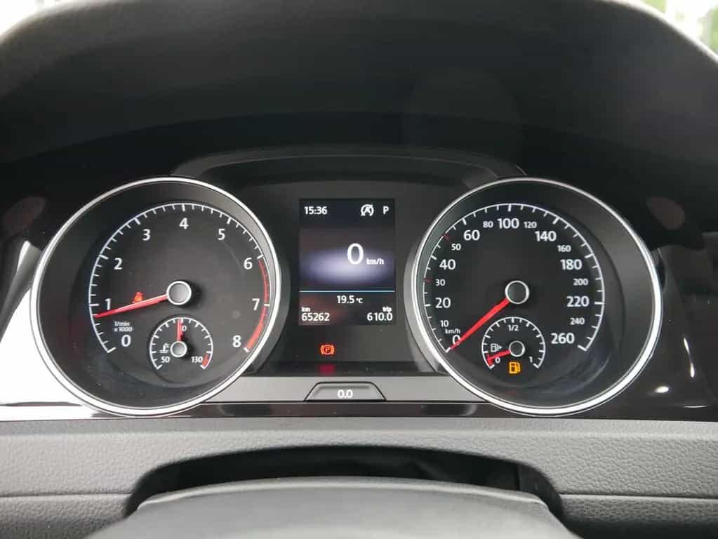 Volkswagen Golf VII Variant 1.5 TSI Highline LED Navi ACC 06/2018-photo-27