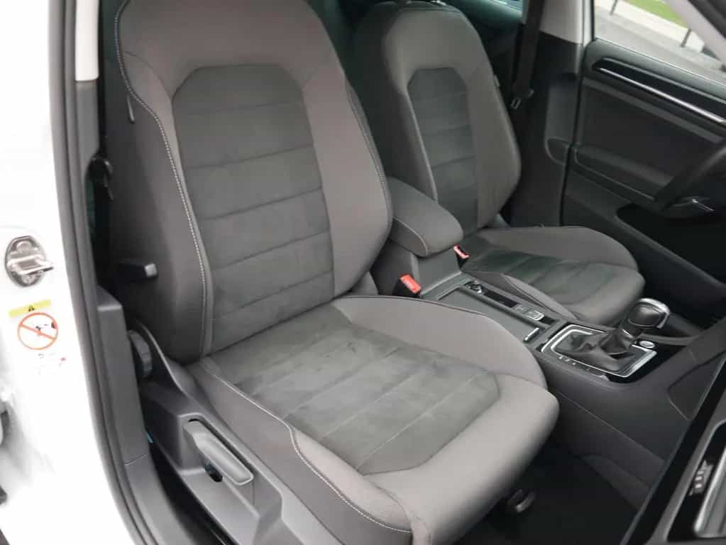 Volkswagen Golf VII Variant 1.5 TSI Highline LED Navi ACC 06/2018-photo-33