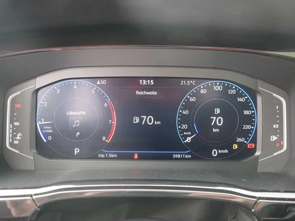 Volkswagen Touran 1.5 TSI Highline LED Navi ACC Sitzheizung 12/2020-photo-27