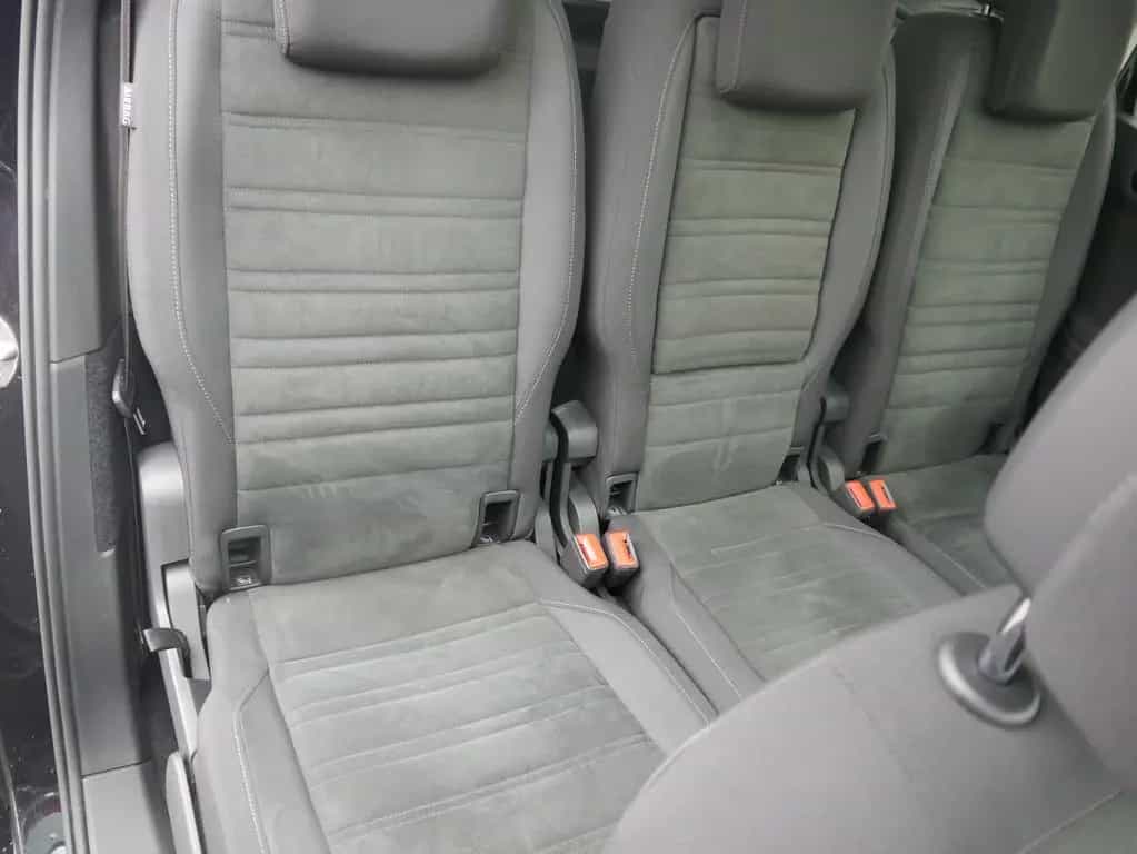 Volkswagen Touran 1.5 TSI Highline LED Navi ACC Sitzheizung 12/2020-photo-37