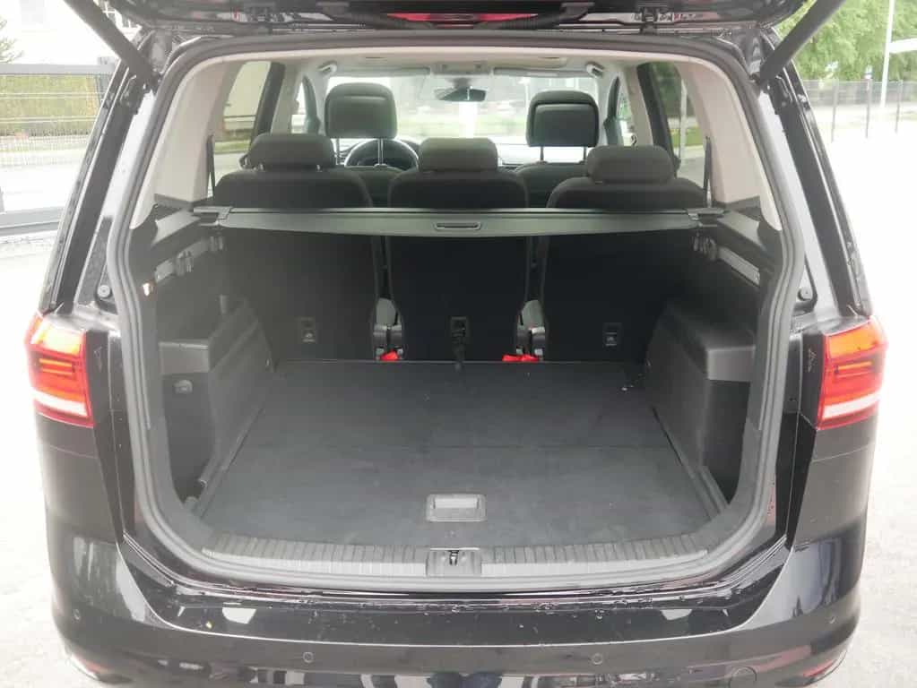 Volkswagen Touran 1.5 TSI Highline LED Navi ACC Sitzheizung 12/2020-photo-39