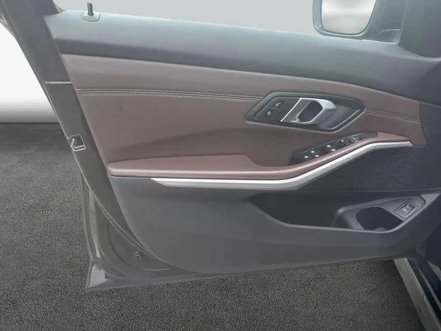 BMW 320 d Touring xDrive Aut. Advantage *HuD*PDC*AHK* 12/2020-photo-20