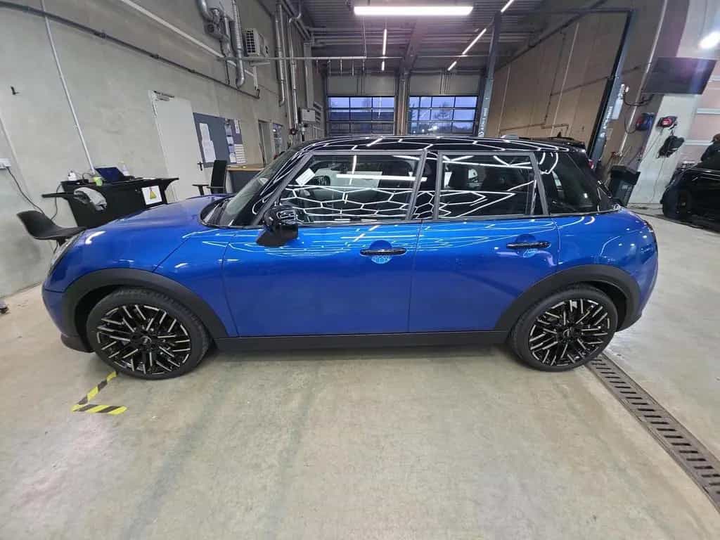 MINI Cooper C 5-Türer 04/2025-photo-9