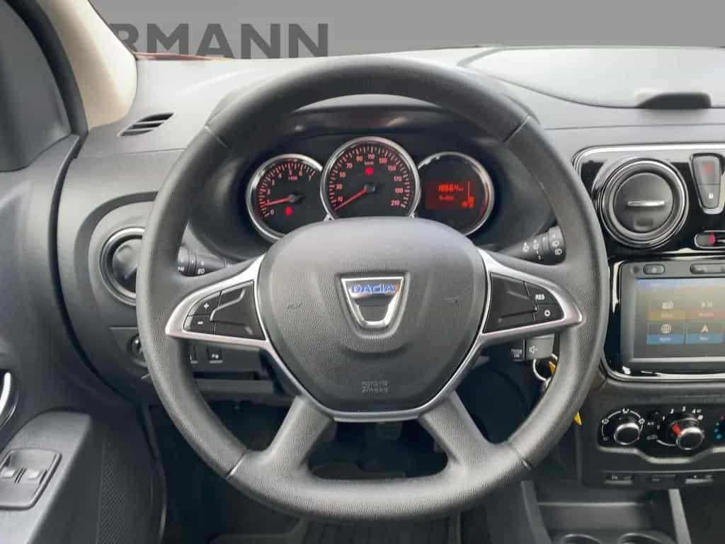 Dacia Lodgy 1.3 TCe 130 GPF Comfort CAM*SHZ*PDC*Kam. 12/2020-photo-9