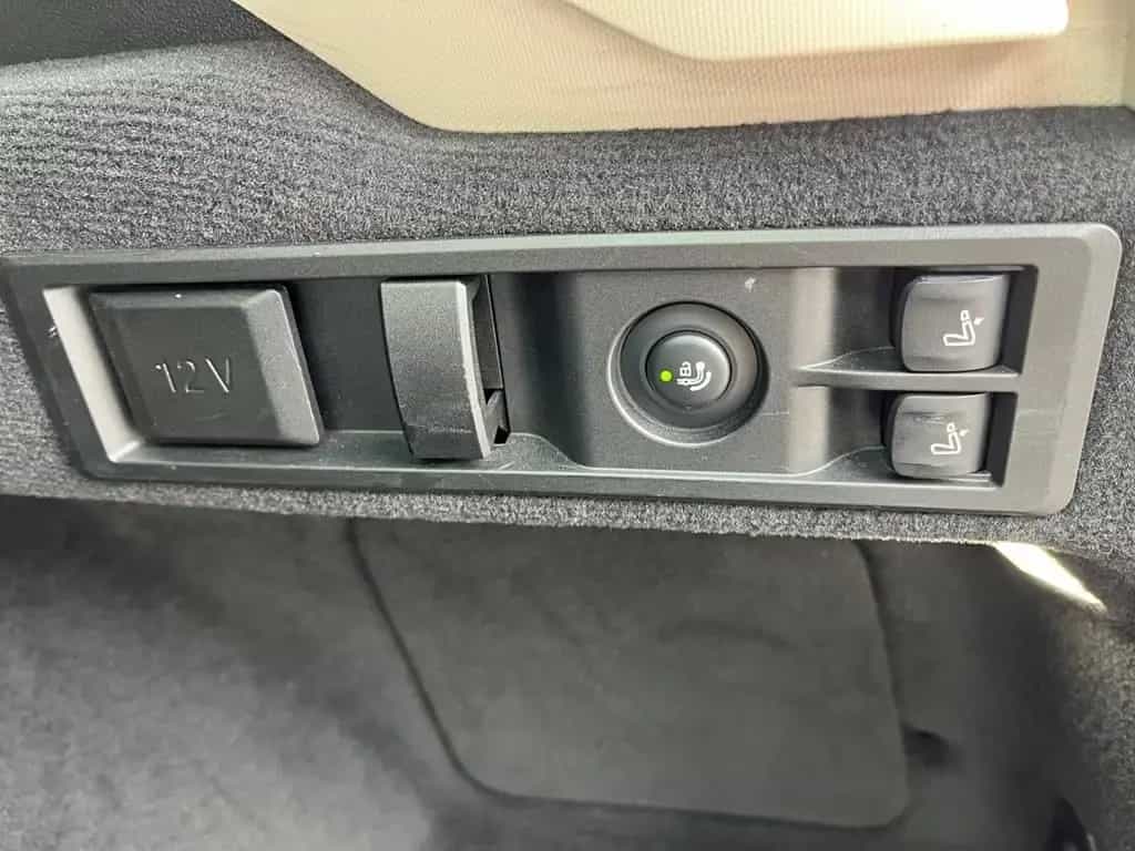 BMW 320 d Touring xDrive Aut. ACC+AHK+Inno+Pano+H/K 05/2023-photo-18