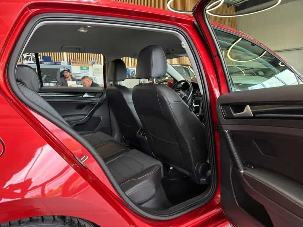 Volkswagen Golf *SPORT-Fahrwerk*Tempo*Keyless*MassageSitze* 03/2015-photo-28