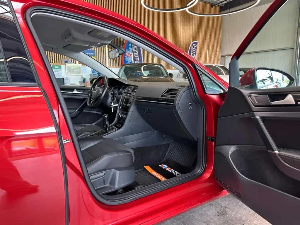 Volkswagen Golf *SPORT-Fahrwerk*Tempo*Keyless*MassageSitze* 03/2015-photo-31