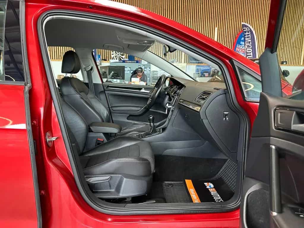 Volkswagen Golf *SPORT-Fahrwerk*Tempo*Keyless*MassageSitze* 03/2015-photo-32