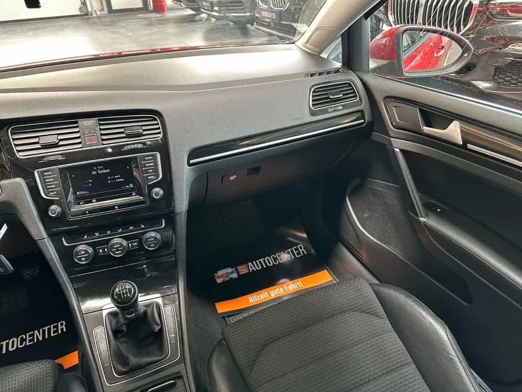 Volkswagen Golf *SPORT-Fahrwerk*Tempo*Keyless*MassageSitze* 03/2015-photo-36