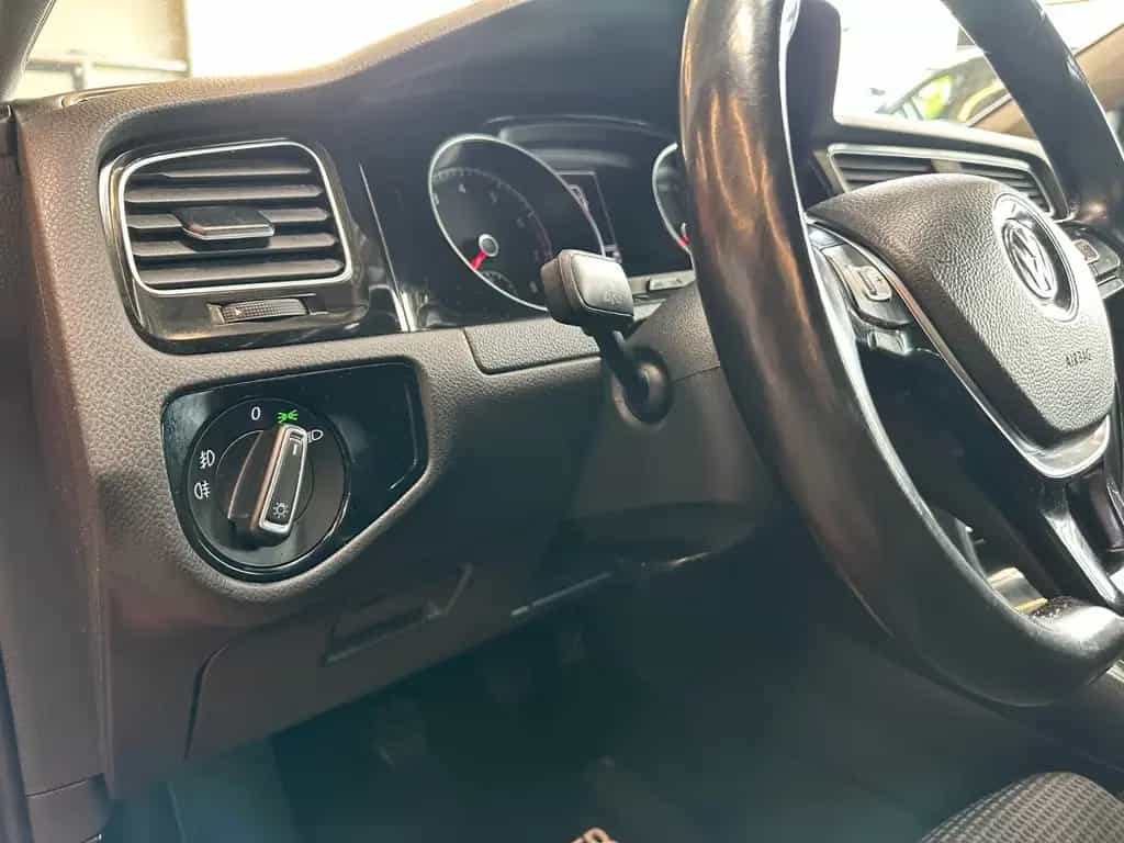 Volkswagen Golf *SPORT-Fahrwerk*Tempo*Keyless*MassageSitze* 03/2015-photo-8