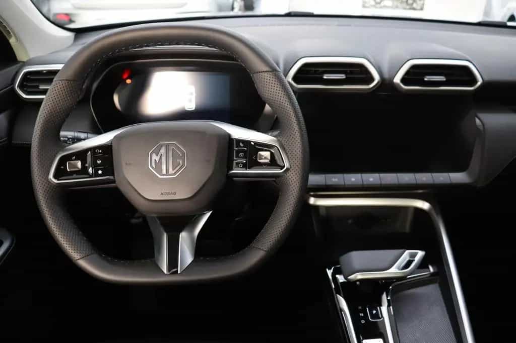 MG ZS 1.5 Hybrid+ Luxury 360°Navi,Totwinkel SOFORT 11/2025-photo-7