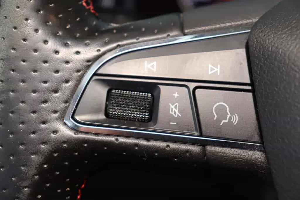 Seat Leon ST 1.4 FR LE 1. Hand * LED * Navi 01/2018-photo-17