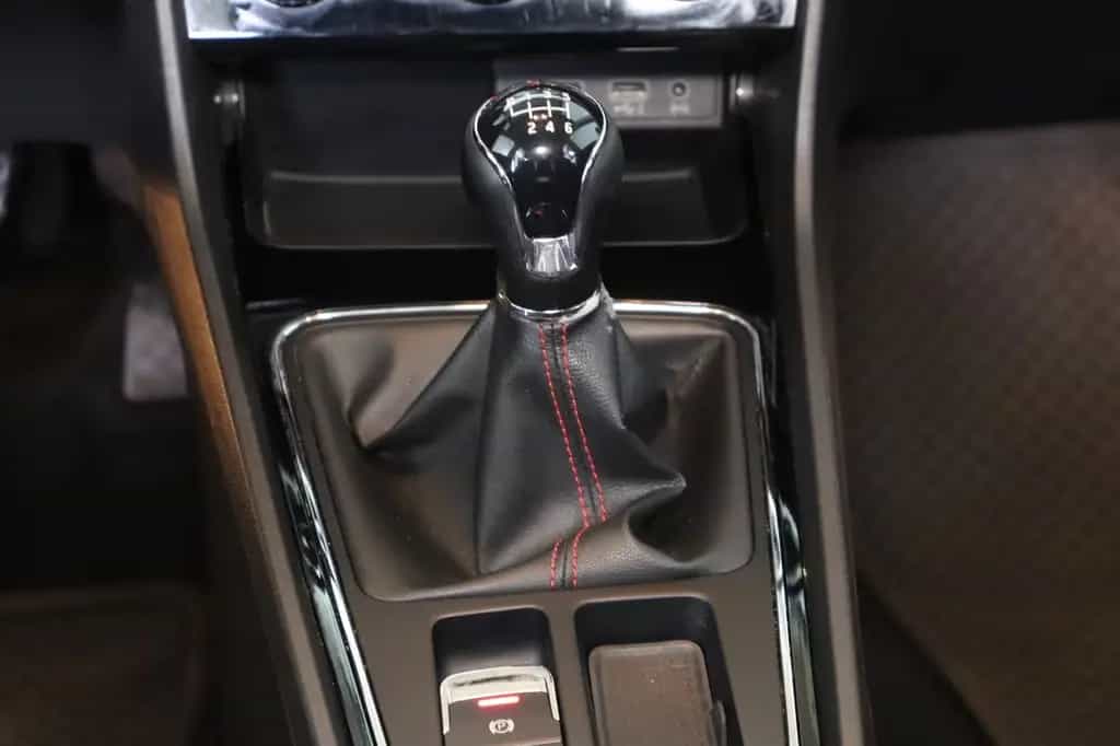 Seat Leon ST 1.4 FR LE 1. Hand * LED * Navi 01/2018-photo-23