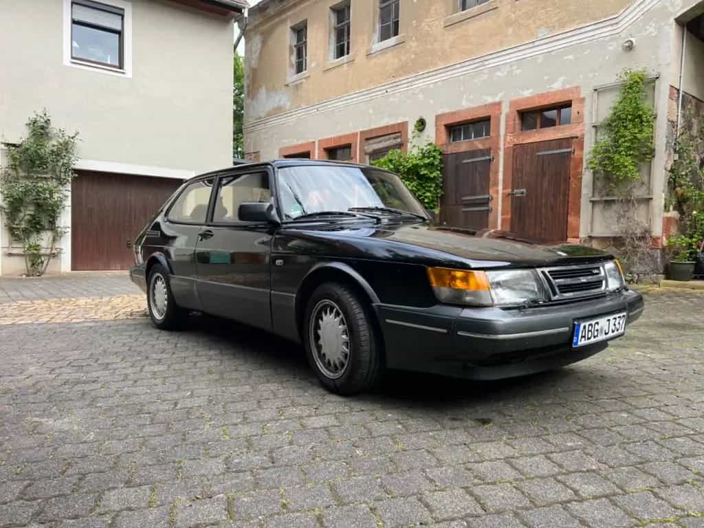 Saab 900 Turbo T16 Aero SSD schwarz 03/1990-photo-1